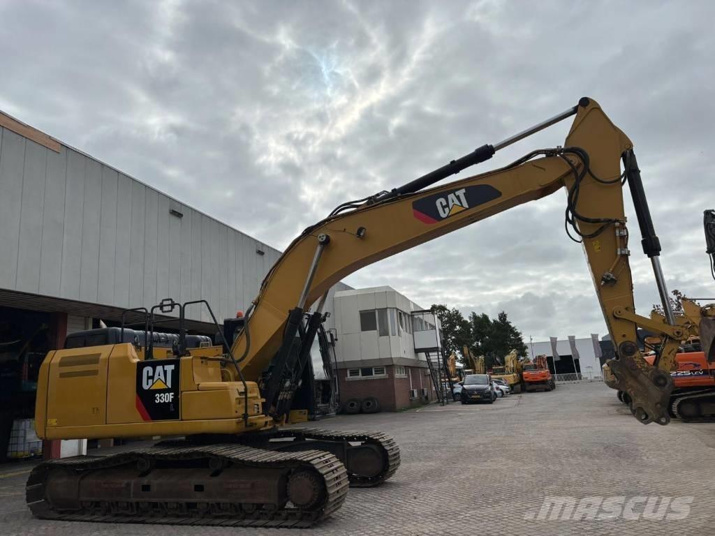 CAT 330FL Vikšriniai ekskavatoriai