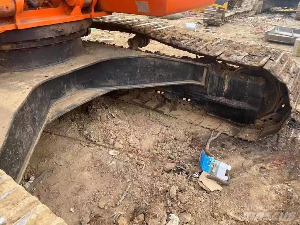 Doosan DH220LC-5 Vikšriniai ekskavatoriai
