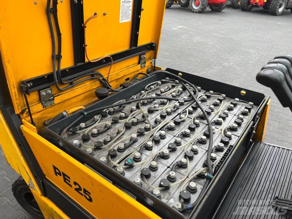 Steinbock Boss PE25 Elektriniai šakiniai krautuvai