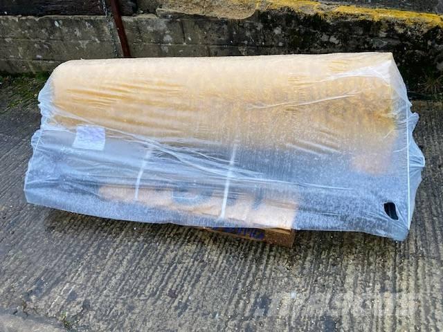 JCB SWEEPER Kiti krovimo ir kasimo mechanizmai ir jų priedai