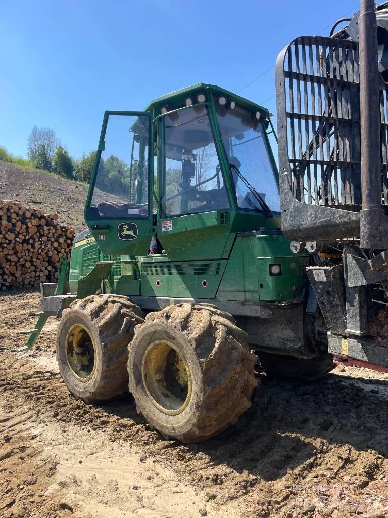 John Deere 1110G Naudoti miškovežiai (Forvarderiai)