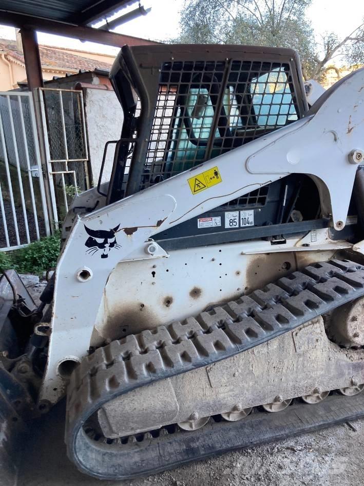 Bobcat T 300 Krautuvai su šoniniu pasukimu