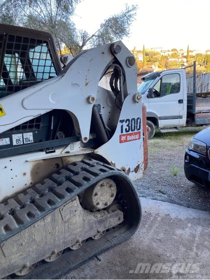 Bobcat T 300 Krautuvai su šoniniu pasukimu