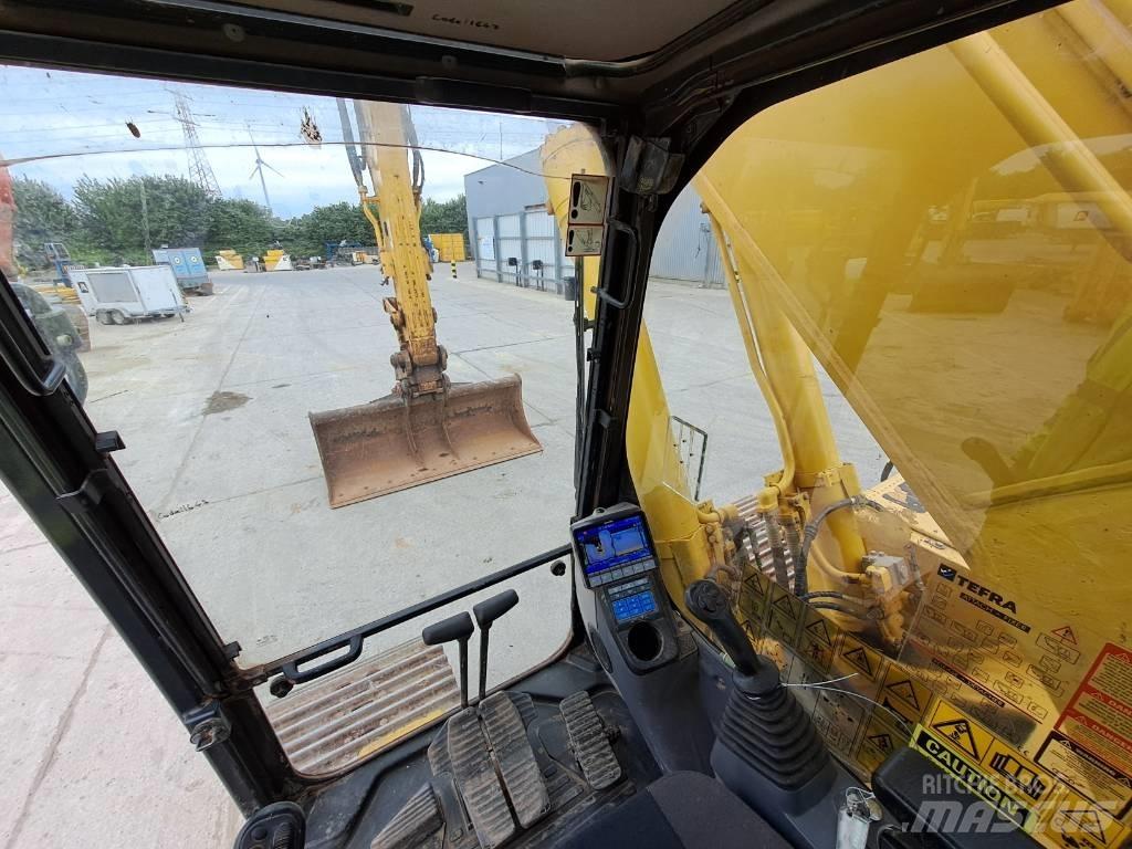 Komatsu HB365LC-3 Vikšriniai ekskavatoriai