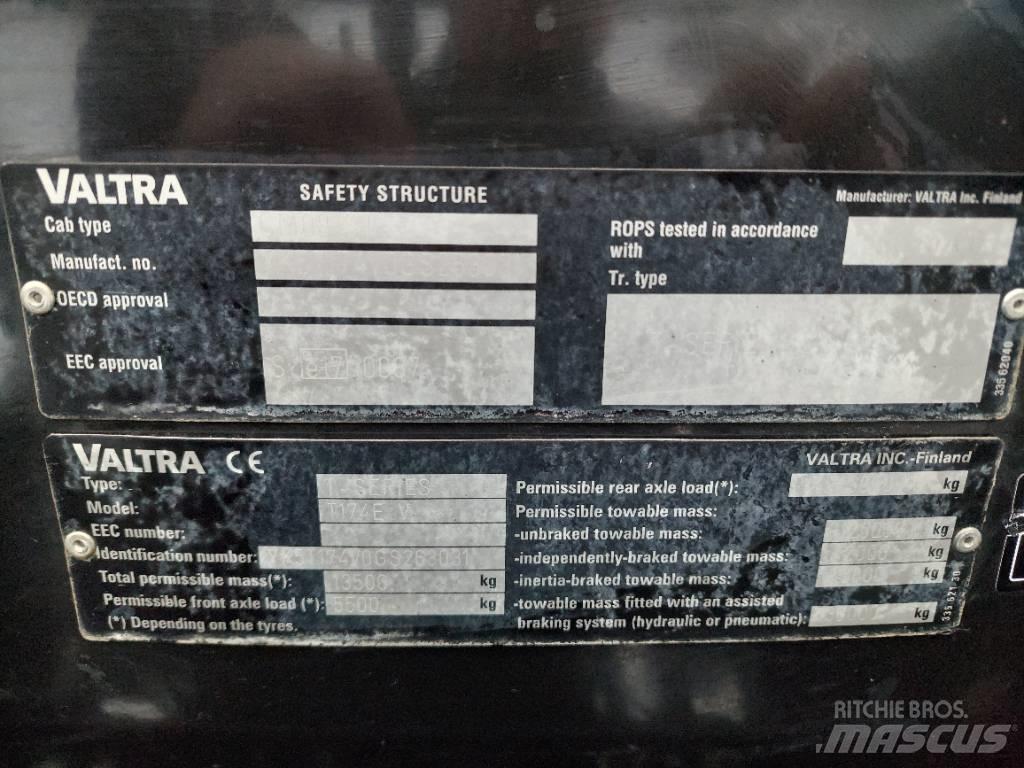Valtra T 174 VERSU Traktoriai