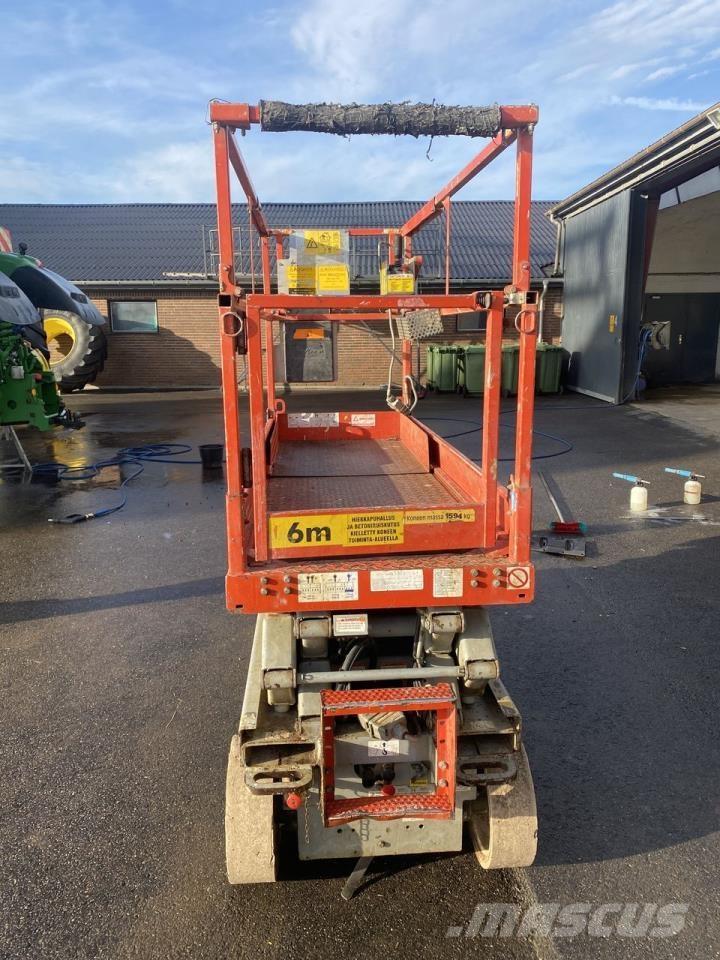 SkyJack SJ3219 Žirkliniai keltuvai