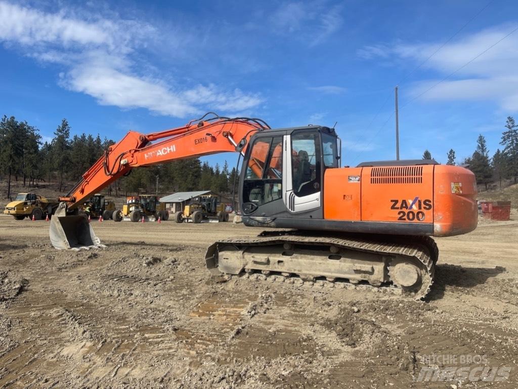 Hitachi ZX 200-3 Vikšriniai ekskavatoriai