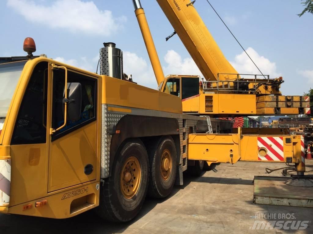Terex Demag 250T Visureigiai kranai