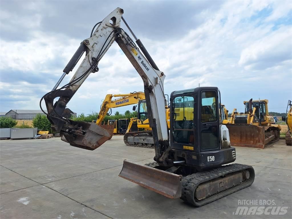 Bobcat E50 Statyba - Kita