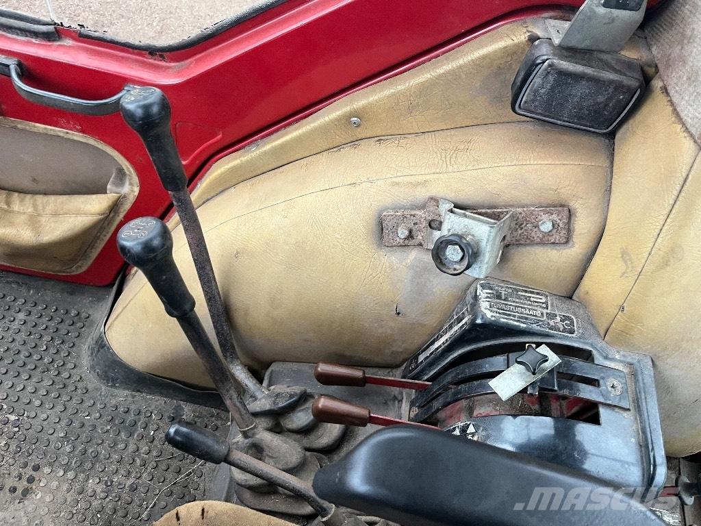 International 844xl Traktoriai