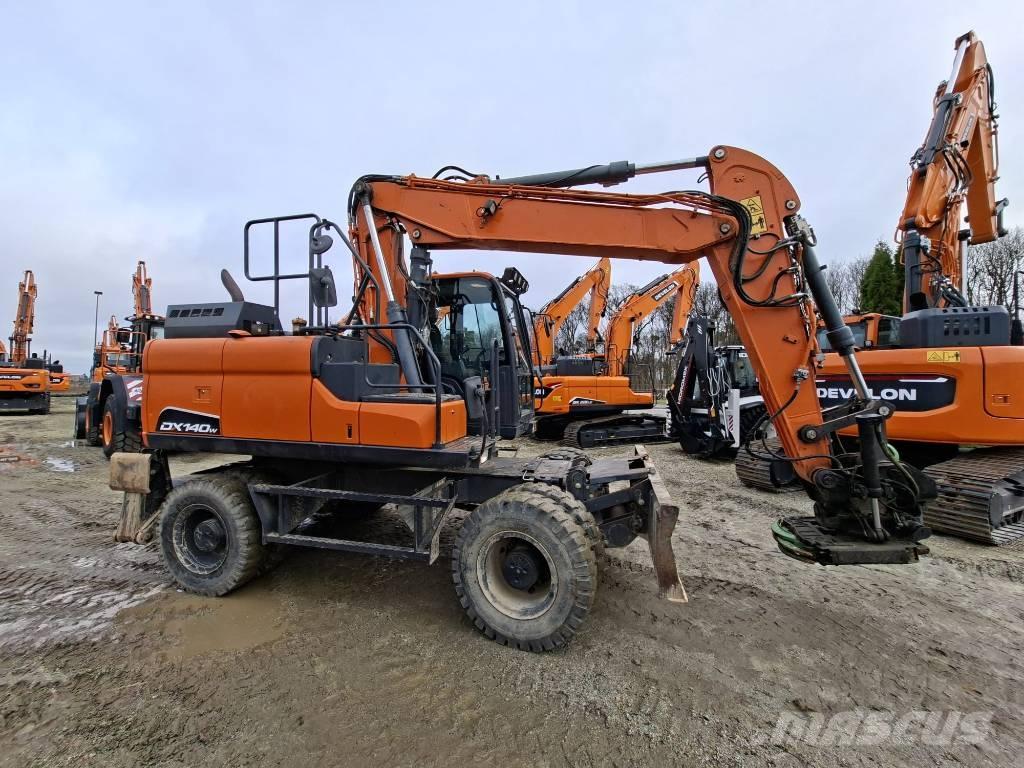 Doosan DX140W-5 Ratiniai ekskavatoriai