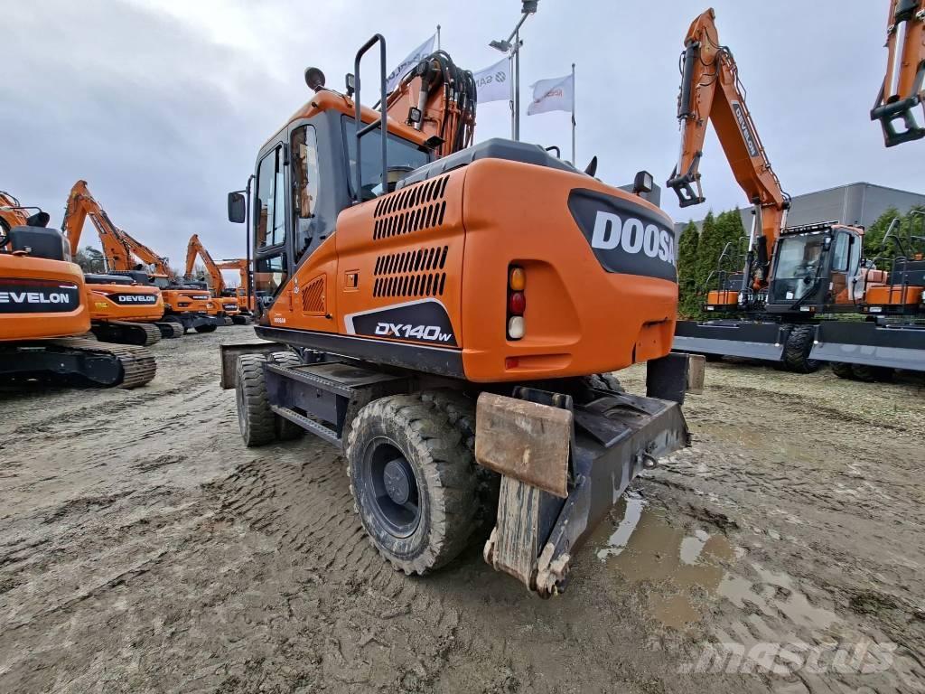 Doosan DX140W-5 Ratiniai ekskavatoriai