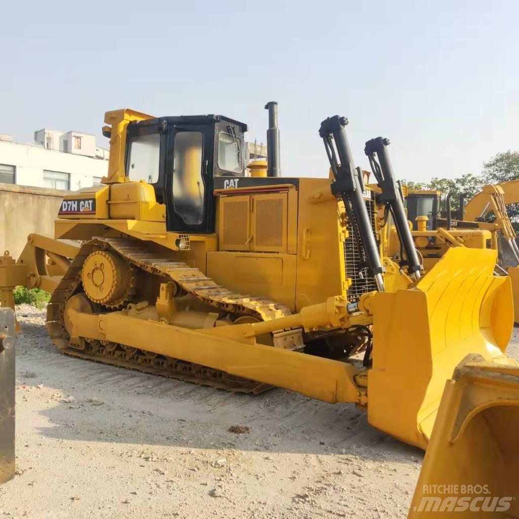 CAT D7H Vikšriniai buldozeriai