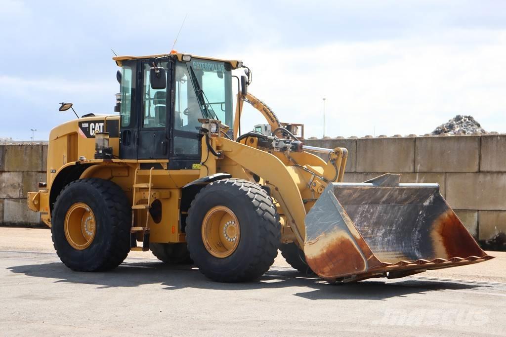 CAT 928H Naudoti ratiniai krautuvai