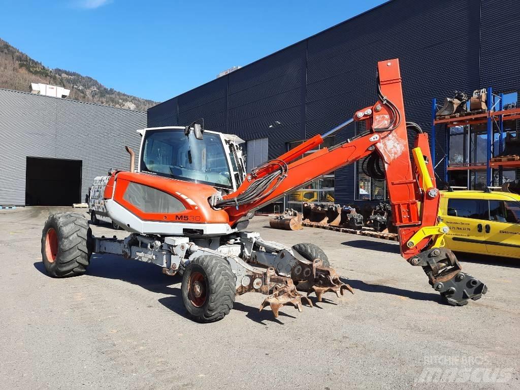 Menzi Muck M530 Ratiniai ekskavatoriai