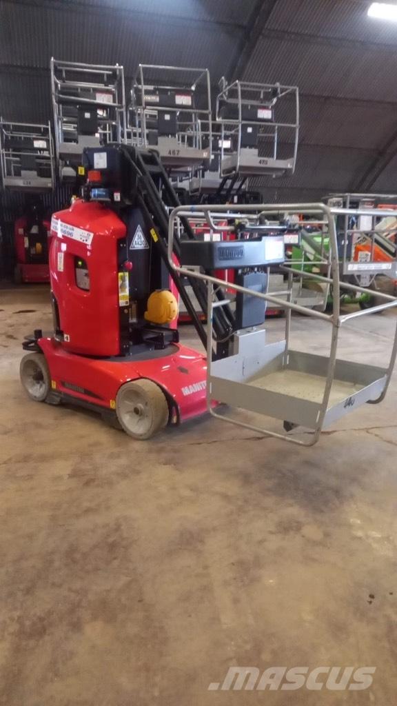 Manitou 100 VJR Vertikalūs stiebiniai keltuvai
