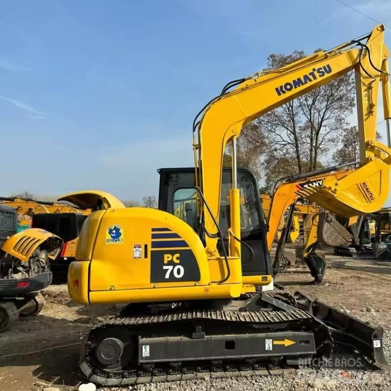 Komatsu PC 70 Vikšriniai ekskavatoriai
