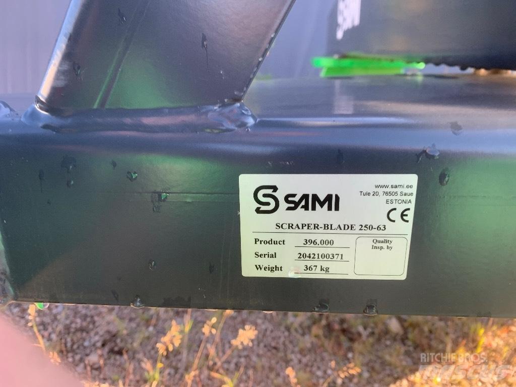 Sami 250-63 Kelių valytuvai