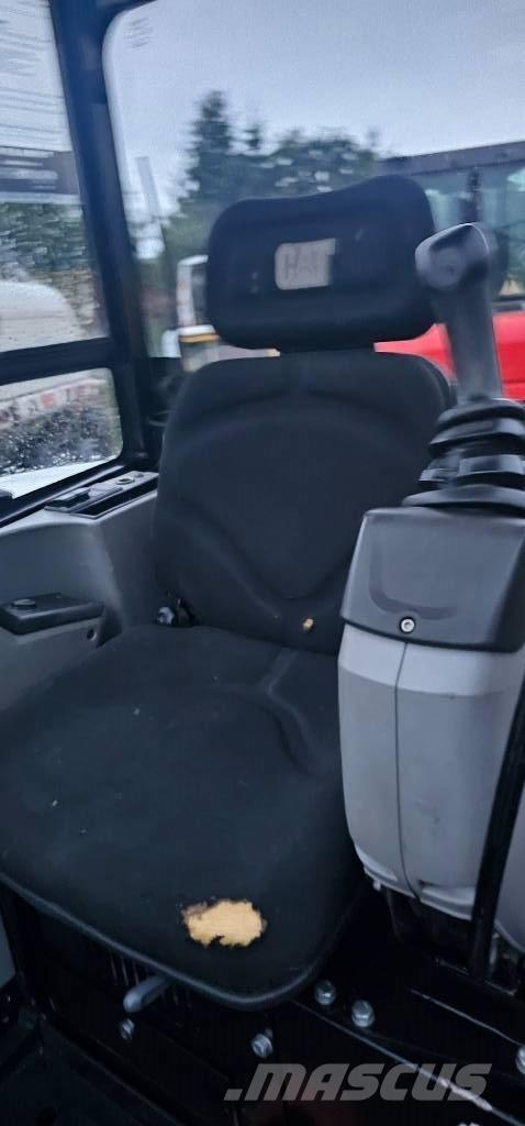 CAT 302.7 D CR Mini ekskavatoriai < 7 t