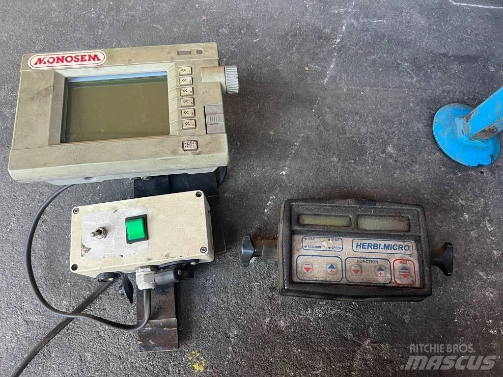 Monosem NG PLUS 8 Tiksli sėjimo technika