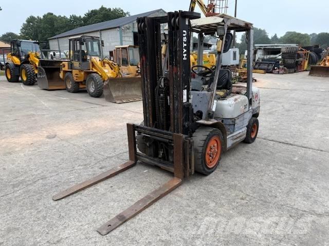 Hytsu S100 30 Dyzeliniai krautuvai