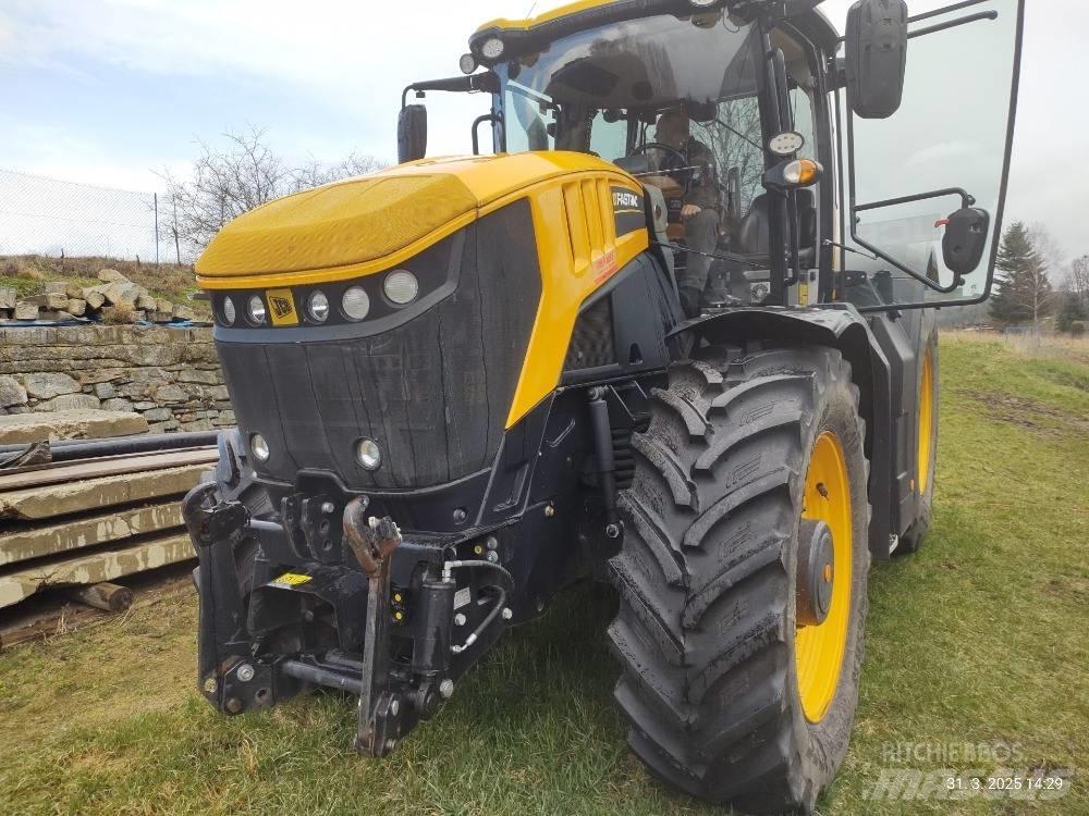 JCB Fastrac 8330 Traktoriai
