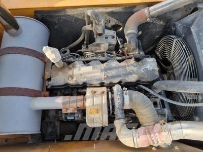 Hyundai Robex 220 LC Vikšriniai ekskavatoriai