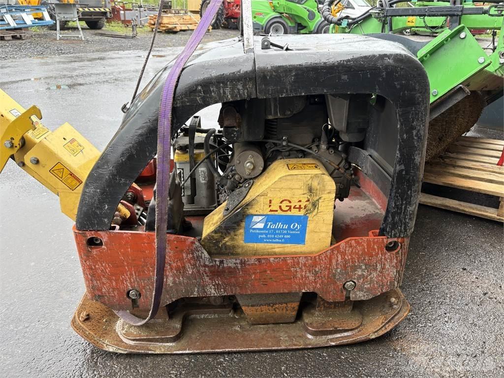 Dynapac LG400 Vibratoriai