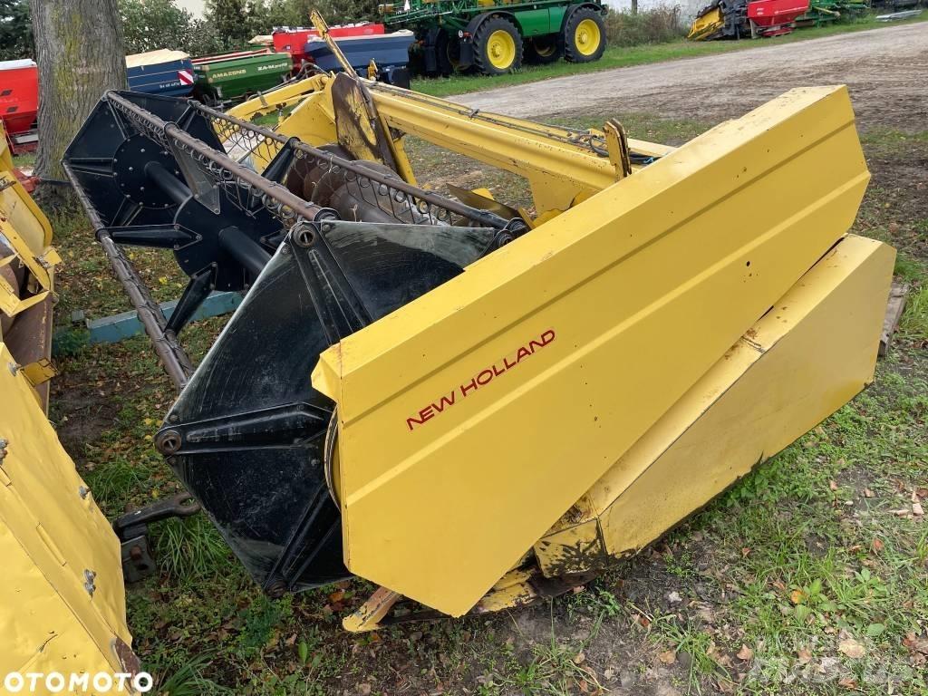 New Holland TX 32 Derliaus nuėmimo kombainai