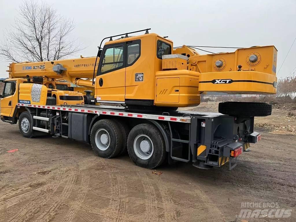 XCMG XCT 25 Visureigiai kranai
