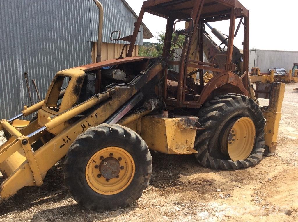 New Holland NH 95 Tranšėjų kasimo technika