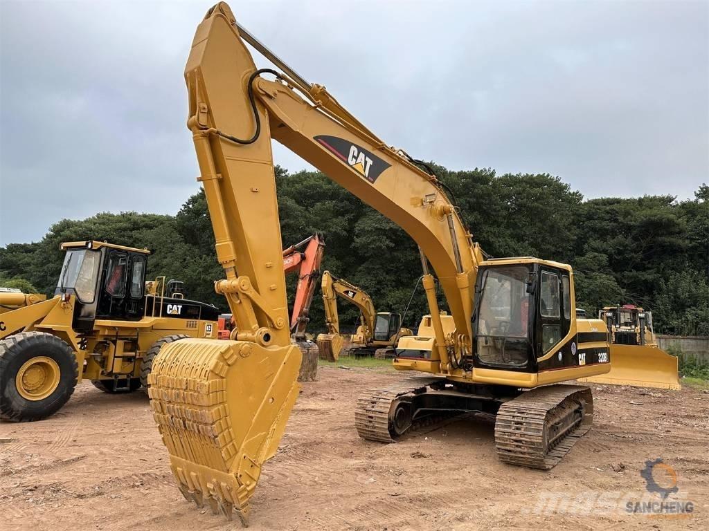 CAT 320BL Vikšriniai ekskavatoriai
