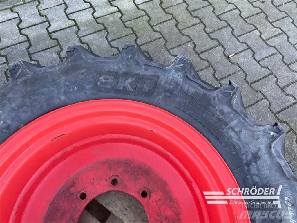 BKT 1X 320/70 R24 Padangos, ratai ir ratlankiai