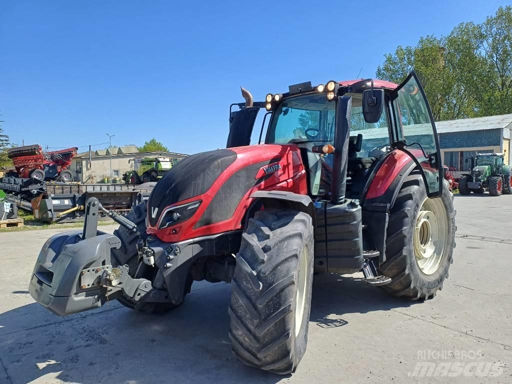Valtra T 234 A Traktoriai
