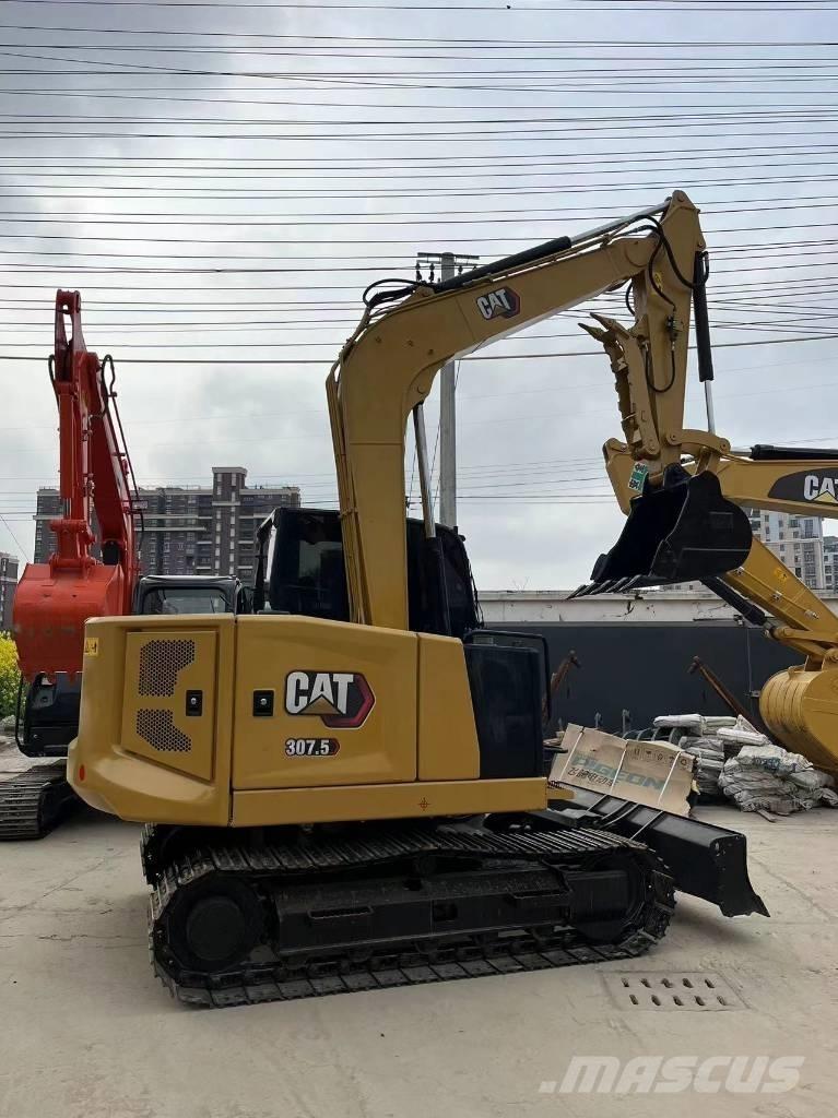 CAT 307 Vikšriniai ekskavatoriai