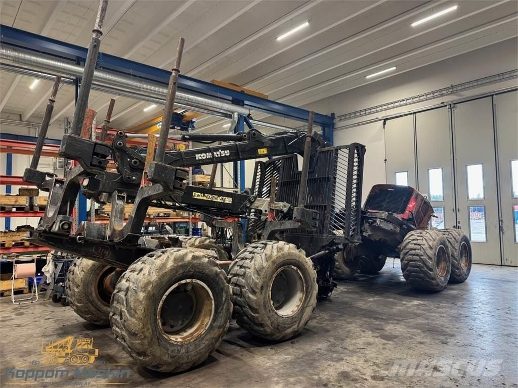 Komatsu 855 Naudoti miškovežiai (Forvarderiai)