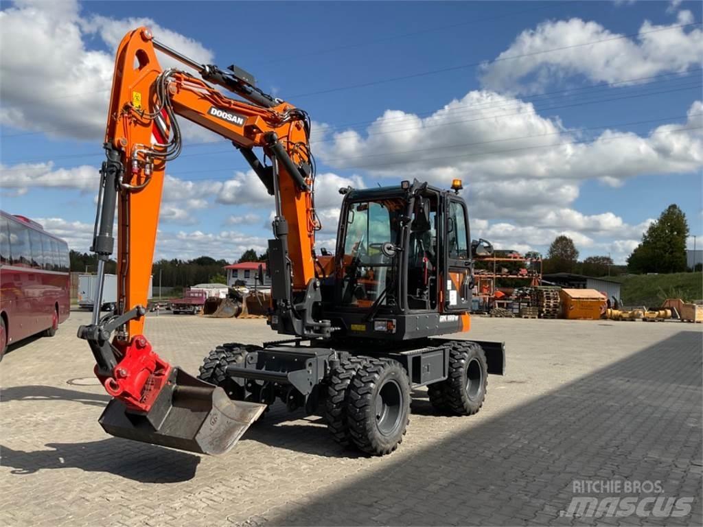 Doosan DX100W-7 Ratiniai ekskavatoriai