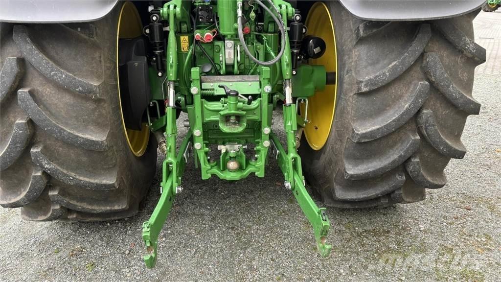 John Deere 6M 240 Traktoriai