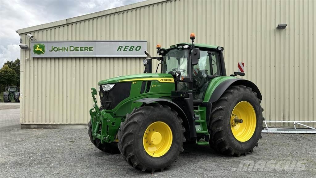 John Deere 6M240 Traktoriai