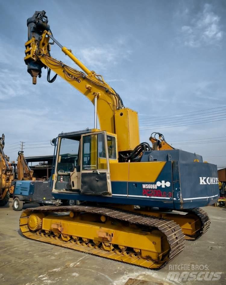 Komatsu PC 200 LC-3 Vikšriniai ekskavatoriai