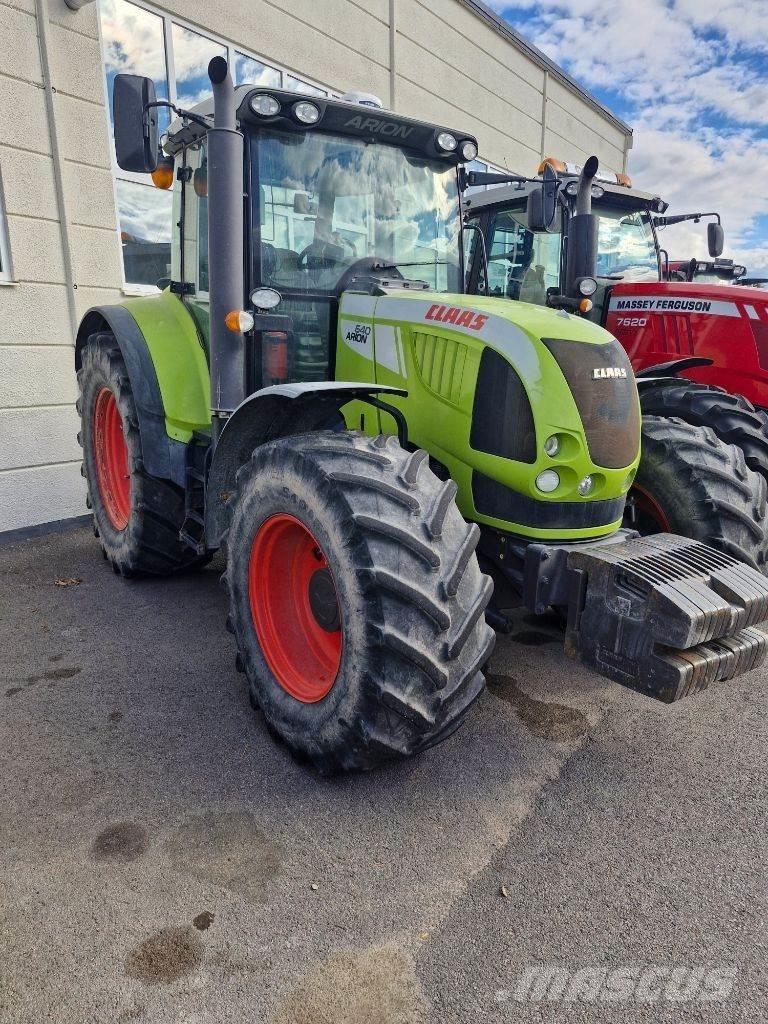 CLAAS Arion 640 Traktoriai