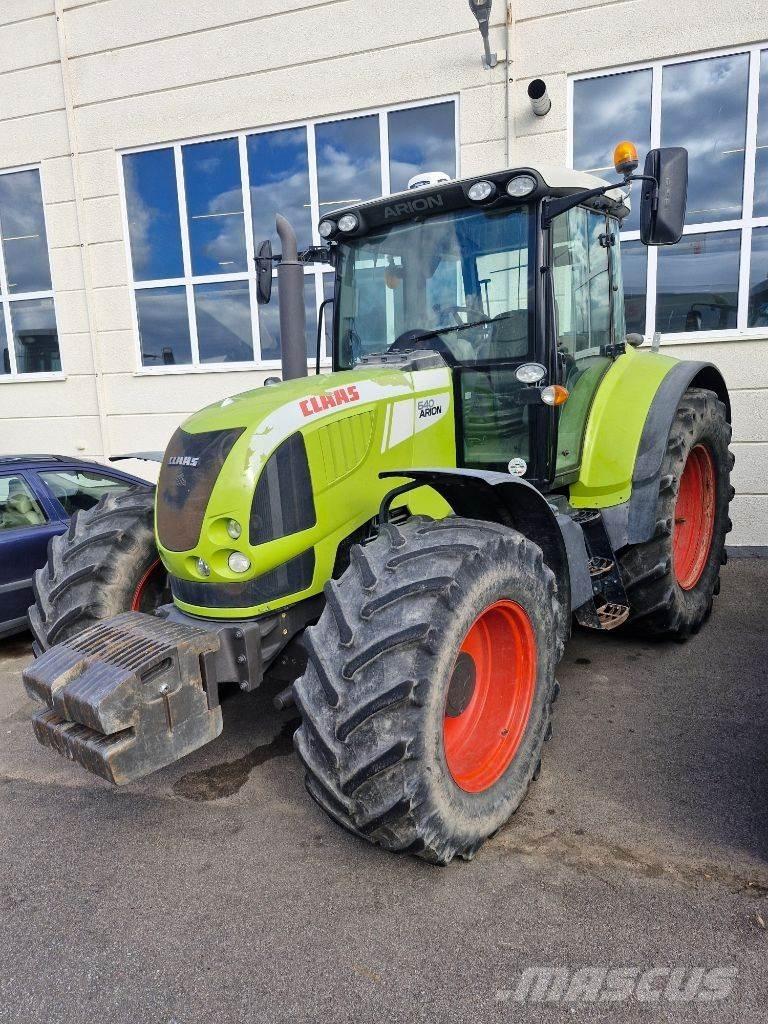 CLAAS Arion 640 Traktoriai