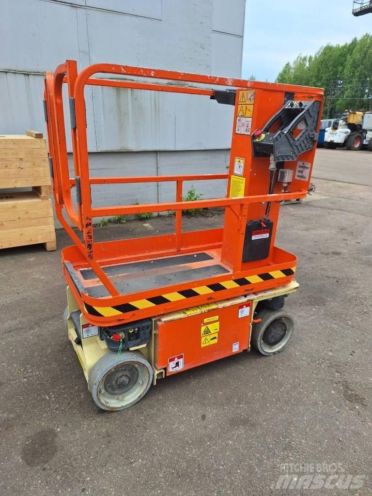 JLG 1230 ES Žirkliniai keltuvai