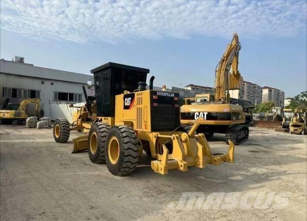 CAT 140 H Greideriai