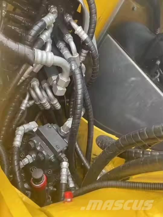 Komatsu PC70-8 Vidutinės galios ekskavatoriai 7-12 t
