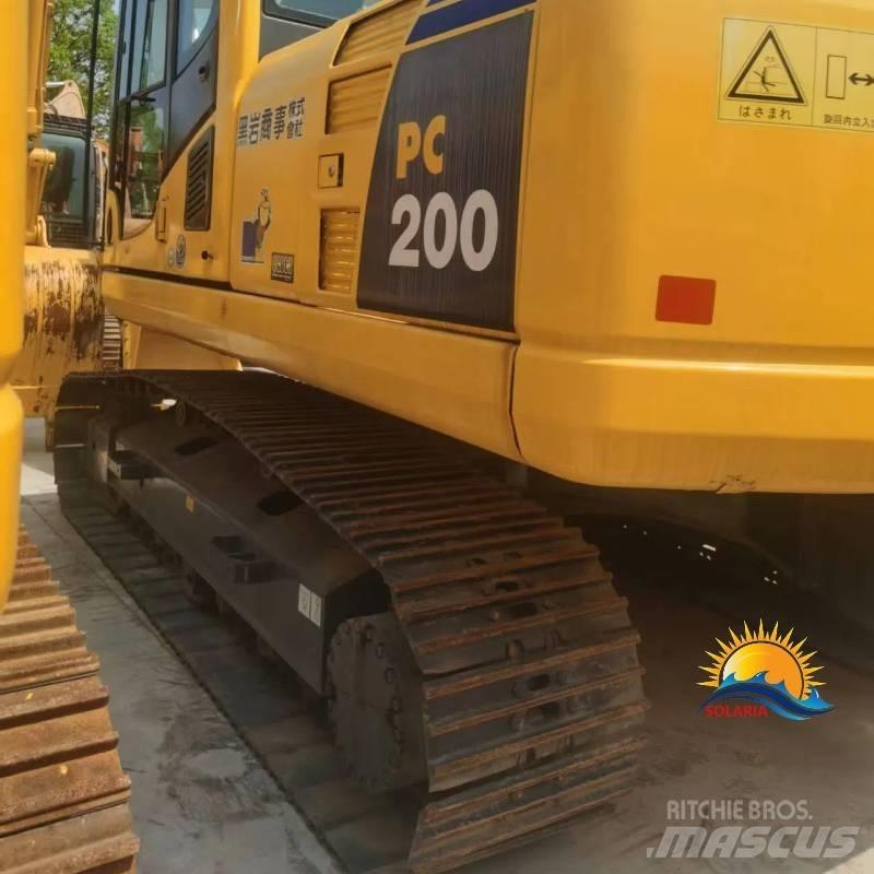 Komatsu PC 200-8 Vikšriniai ekskavatoriai