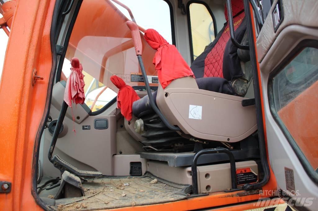 Doosan 220 LC-7 Vikšriniai ekskavatoriai