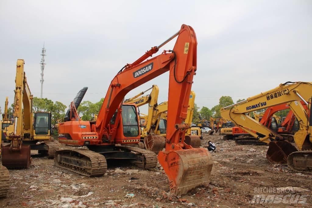 Doosan 220 LC-7 Vikšriniai ekskavatoriai