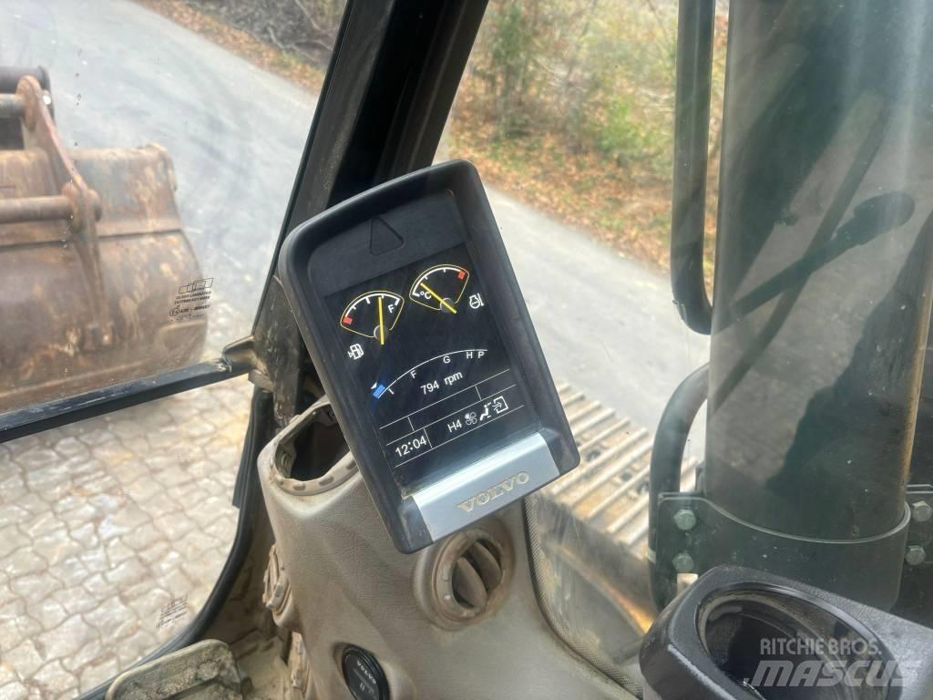 Volvo EC 220 DL Vikšriniai ekskavatoriai