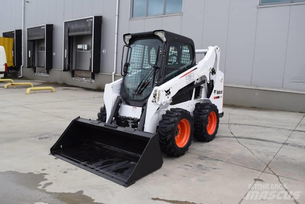 Bobcat S 530 Krautuvai su šoniniu pasukimu